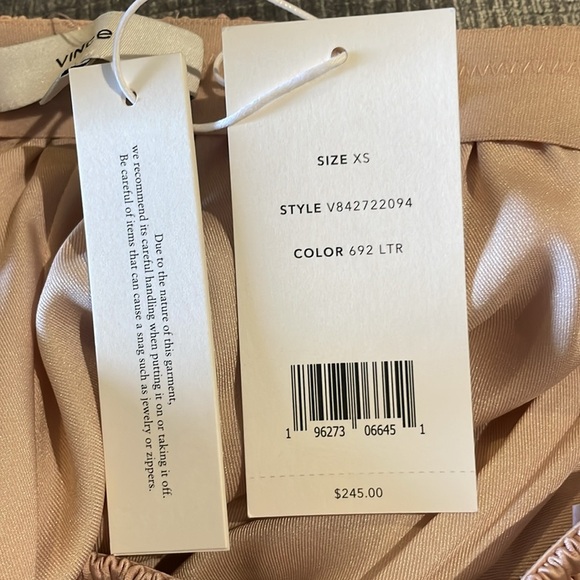 Vince pale pink crinkle pleats shorts sz XS - Picture 9 of 14